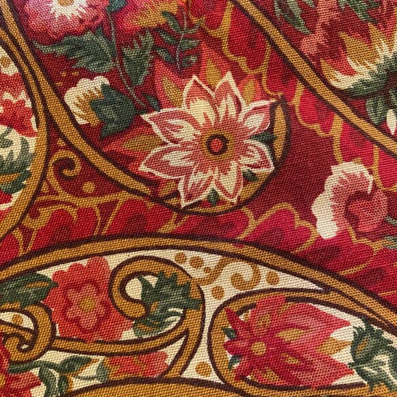 Pottery Barn Table Runner with 4 Matching Napkins – Paisley Floral Design - Picture 8 of 10